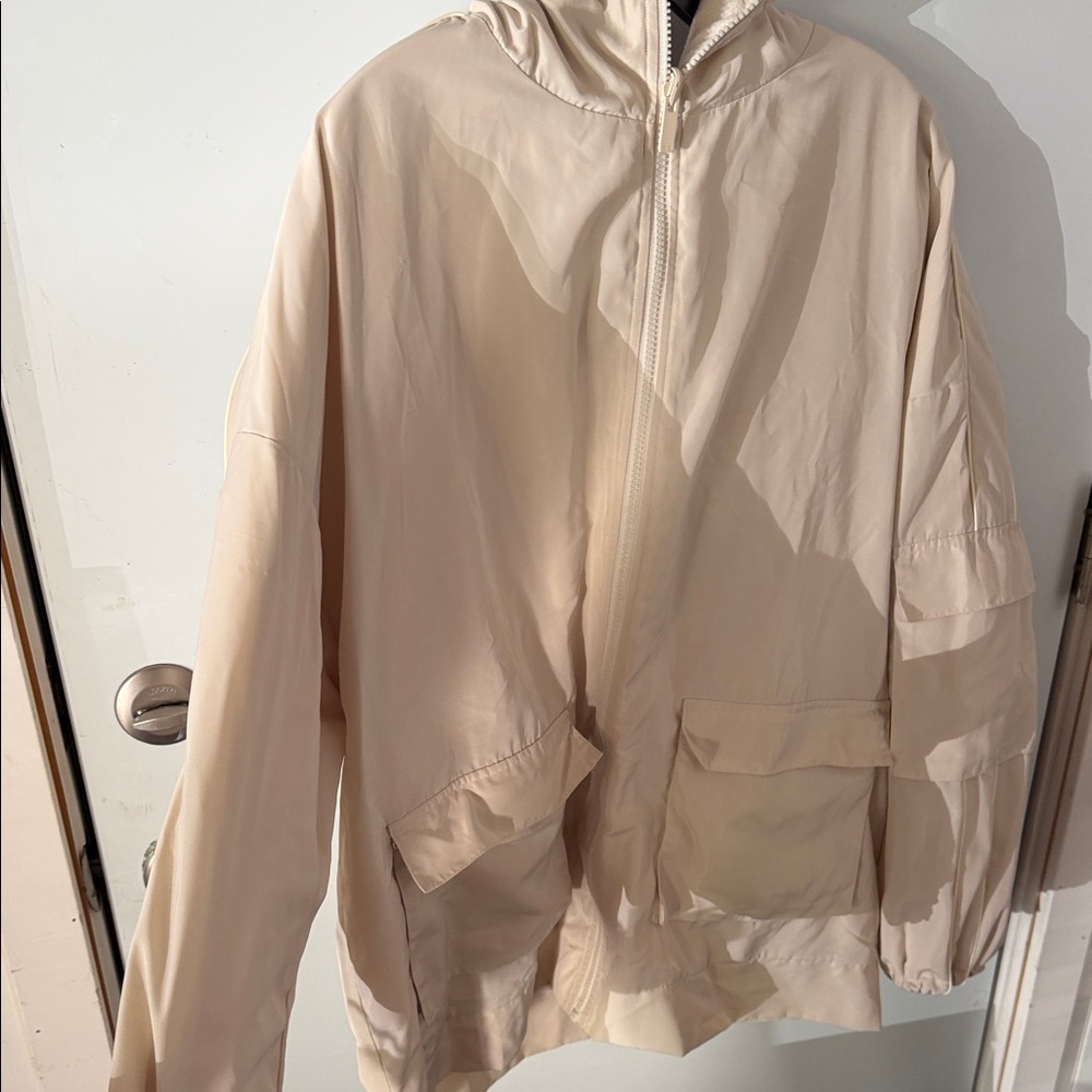 Alo Light Beige Hooded Windbreaker Jacket